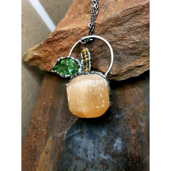 Halloween Pumpkin Crystal Necklace Handmade Halloween costume jewelry - Picture 2 of 11